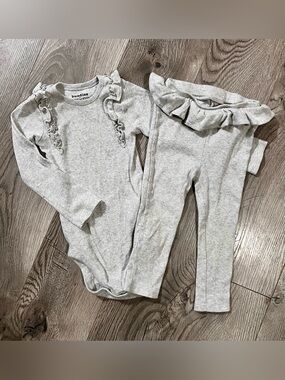 Baby Place Ruffle Set 18-24 months